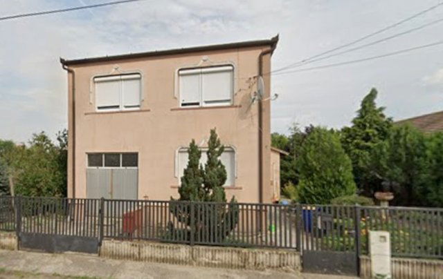 Eladó családi ház, Cegléden 50 M Ft, 3 szobás