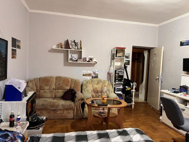 Eladó családi ház, Bakonycsernyén 35 M Ft, 2 szobás