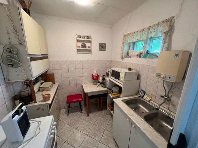 Eladó családi ház, Szarvason 57.5 M Ft, 2 szobás