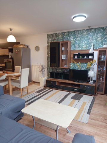 Eladó ikerház, Tatabányán 91.5 M Ft, 4 szobás