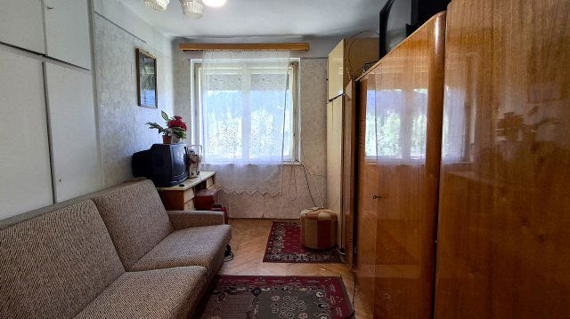 Eladó téglalakás, Gyöngyösorosziban 9.5 M Ft, 2 szobás