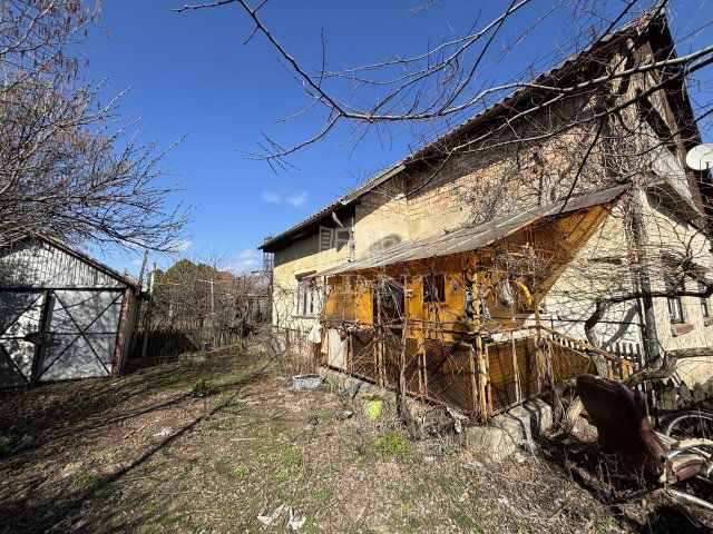 Eladó családi ház, Monorierdőn 32 M Ft, 3 szobás