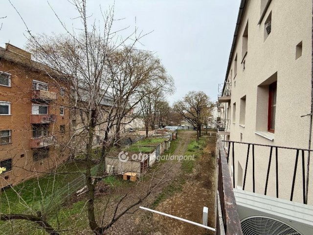 Eladó téglalakás, Debrecenben 58.5 M Ft, 2 szobás