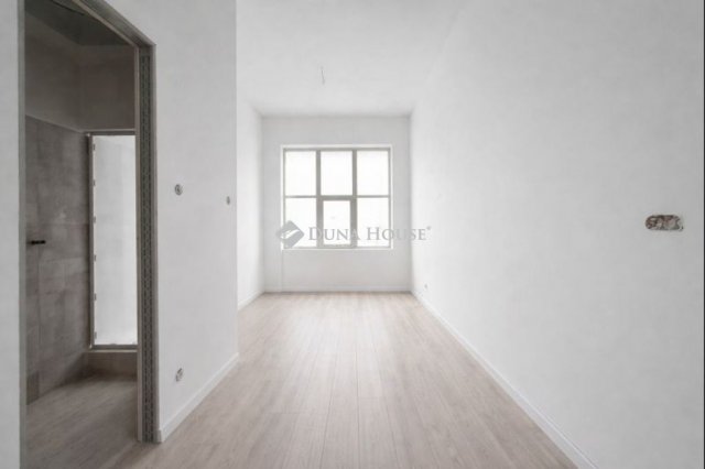 Eladó téglalakás, Budapesten, XXI. kerületben 24 M Ft, 1 szobás