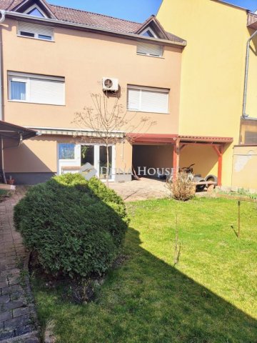 Eladó ikerház, Nyíregyházán 89.49 M Ft, 4 szobás