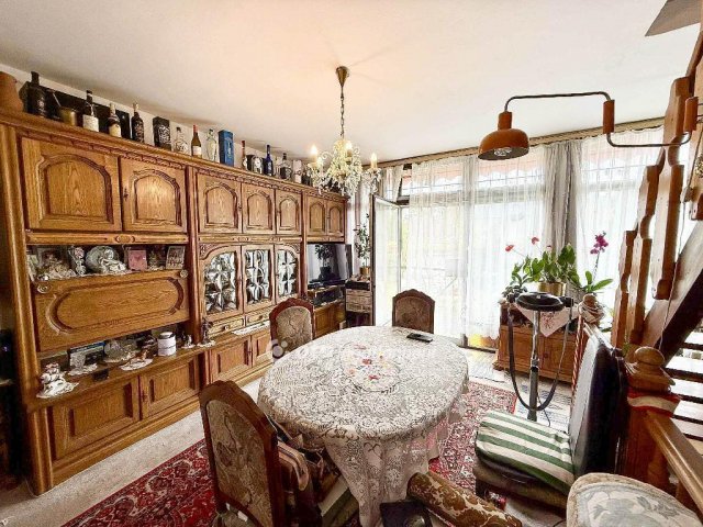 Eladó családi ház, Szigetszentmiklóson 99.5 M Ft, 5 szobás