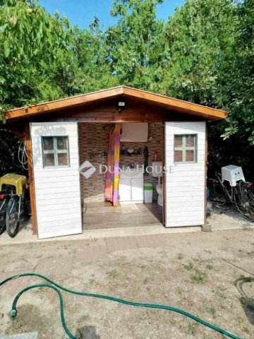 Eladó nyaraló, Pákozdon 29.9 M Ft, 1 szobás