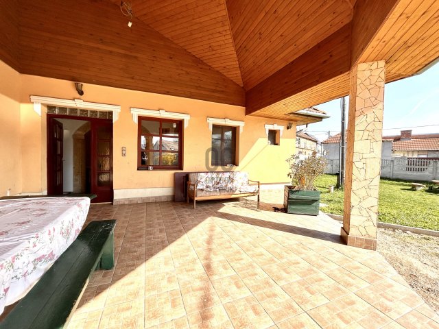 Eladó családi ház, Győrött 110 M Ft, 4 szobás