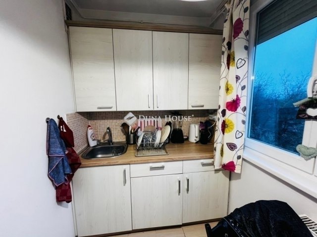 Eladó panellakás, Budapesten, XIV. kerületben 62.5 M Ft, 2 szobás