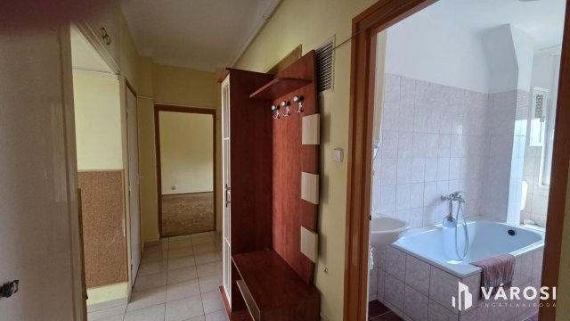 Kiadó téglalakás, albérlet, Debrecenben 165 E Ft / hó, 2 szobás
