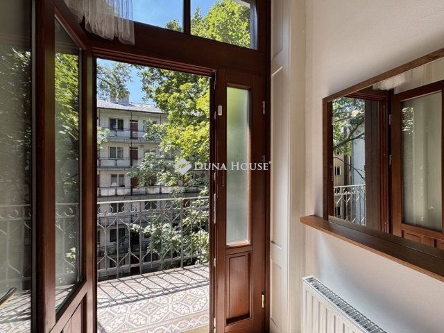 Eladó téglalakás, Budapesten, XII. kerületben 87 M Ft, 2 szobás