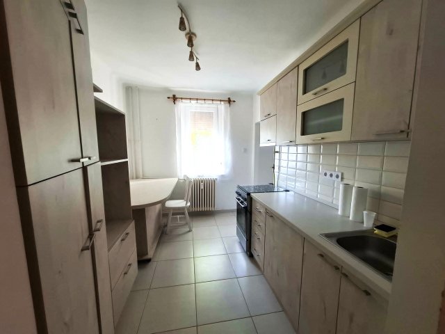 Kiadó téglalakás, albérlet, Nyíregyházán, Arany János utcában