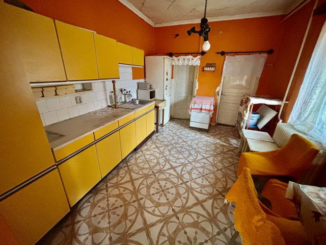 Eladó családi ház, Edelényben 25.3 M Ft, 2 szobás