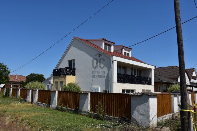 Eladó családi ház, Pilisen 75.9 M Ft, 5 szobás