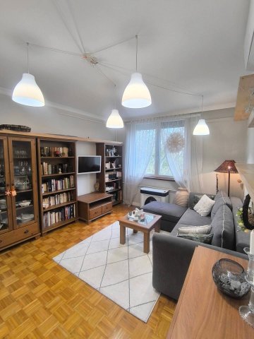 Eladó téglalakás, Szegeden 53.4 M Ft, 2 szobás