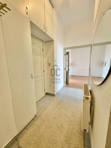 Eladó téglalakás, Vecsésen 74.9 M Ft, 4 szobás