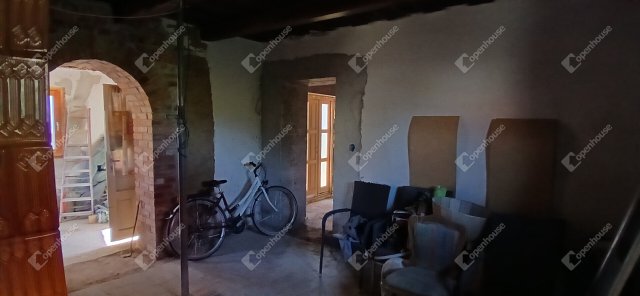 Eladó családi ház, Egerváron 10.5 M Ft, 1 szobás