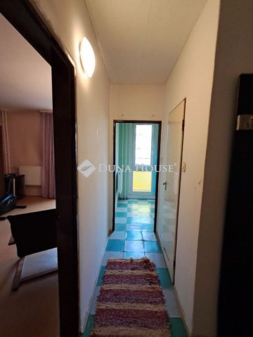 Eladó panellakás, Pécsett, Viktória utcában 35.9 M Ft, 2 szobás