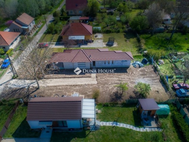 Eladó családi ház, Somon 79.9 M Ft, 3 szobás
