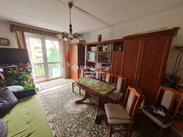 Eladó panellakás, Budapesten, XIV. kerületben 64 M Ft, 1+1 szobás