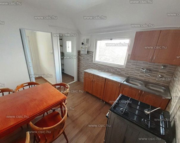 Eladó téglalakás, Pomázon 55.9 M Ft, 2 szobás