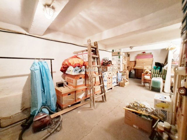 Eladó ipari ingatlan, Budapesten, I. kerületben 28 M Ft