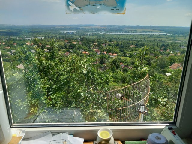 Eladó családi ház, Pécsett 8 M Ft, 2 szobás