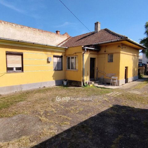 Eladó családi ház, Miskolcon 26.9 M Ft, 2+1 szobás