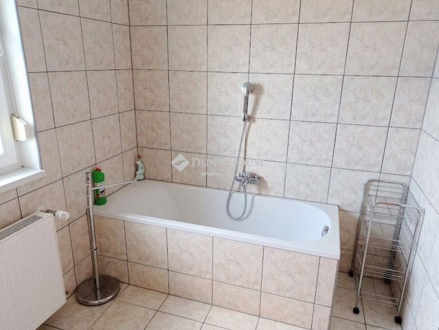 Eladó ipari ingatlan, Zalaegerszegen 580 M Ft