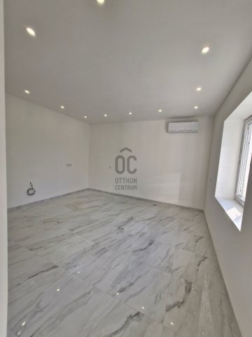 Eladó családi ház, Szolnokon 65 M Ft, 4 szobás