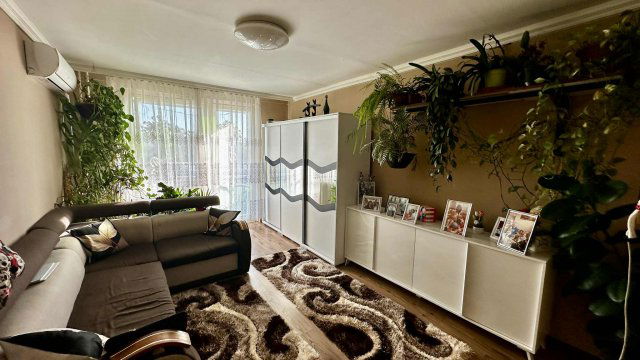 Eladó panellakás, Nyíregyházán, Eperjes utcában 43 M Ft