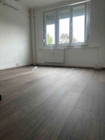 Eladó panellakás, Budapesten, XV. kerületben 82 M Ft, 3+1 szobás