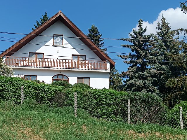 Eladó családi ház, Felsőörsön 117 M Ft, 4 szobás