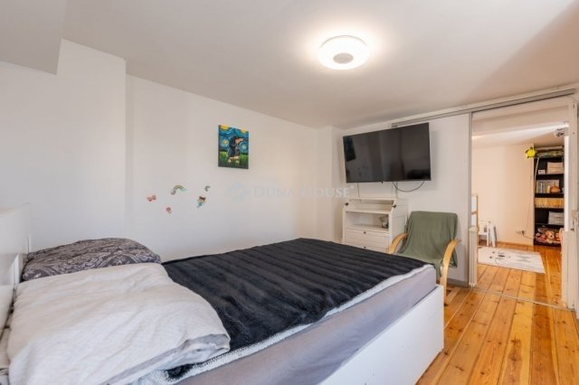 Eladó téglalakás, Budaörsön 83 M Ft, 3 szobás