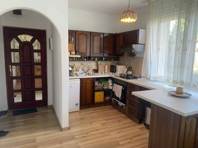 Eladó családi ház, Debrecenben 119.99 M Ft, 7 szobás