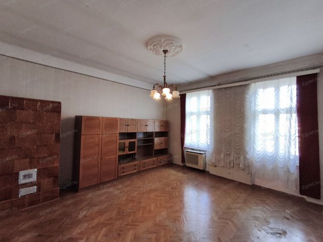 Eladó téglalakás, Budapesten, VIII. kerületben 68.99 M Ft