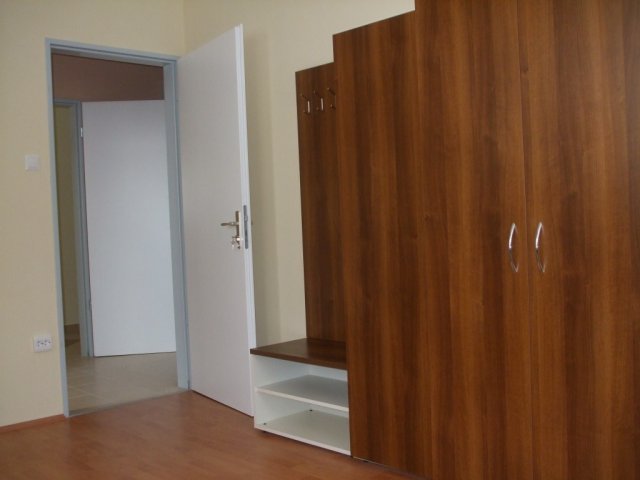 Kiadó téglalakás, albérlet, Pécsett 98 E Ft / hó, 2 szobás