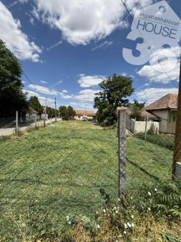 Eladó telek, Szabadszálláson 4.9 M Ft / költözzbe.hu