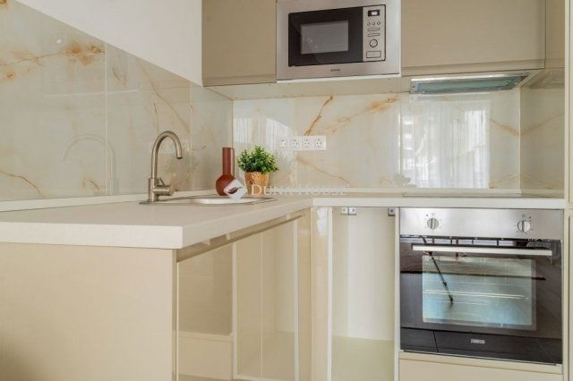 Eladó téglalakás, Budapesten, XIII. kerületben 68.9 M Ft