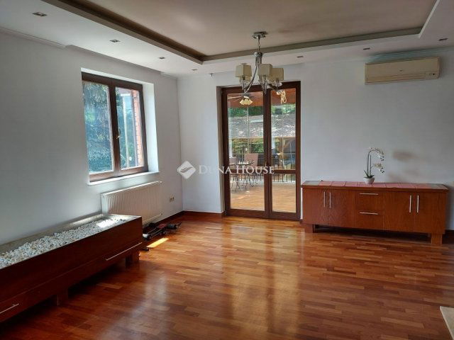 Kiadó ikerház, albérlet, Budapesten, XI. kerületben, 5 szobás