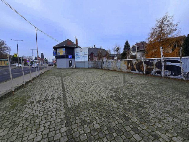 Kiadó üzlethelyiség, III. kerületben, Mátyás király úton