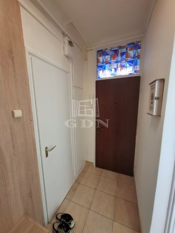 Kiadó panellakás, albérlet, Tökölön 180 E Ft / hó, 1 szobás