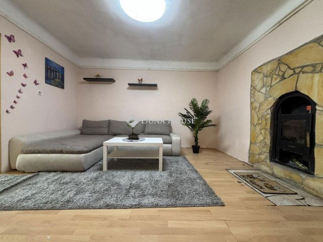 Eladó családi ház, Pilisen 42.9 M Ft, 2 szobás