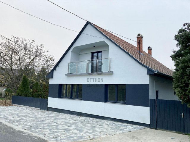 Eladó családi ház, Balatonszárszón 123 M Ft, 5 szobás