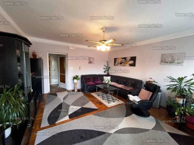 Eladó téglalakás, Pomázon 90 M Ft, 3 szobás