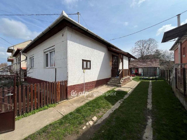 Eladó családi ház, Berettyóújfaluban 48.9 M Ft, 3 szobás