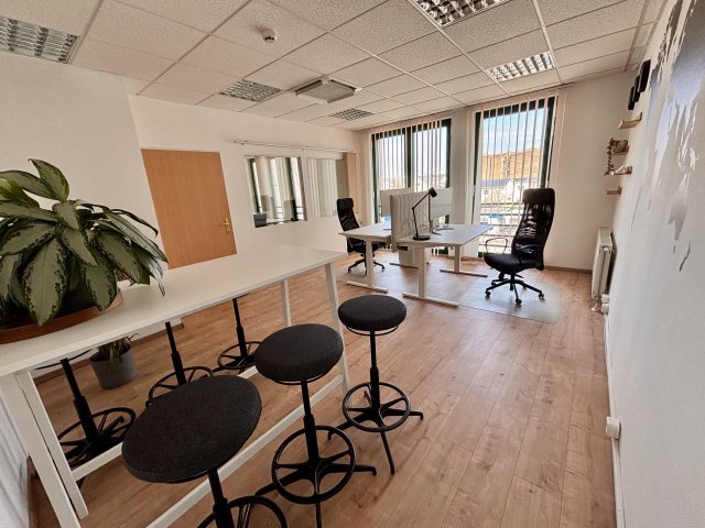 Kiadó iroda, Budapesten, XIII. kerületben, Fáy utcában, 5 szobás