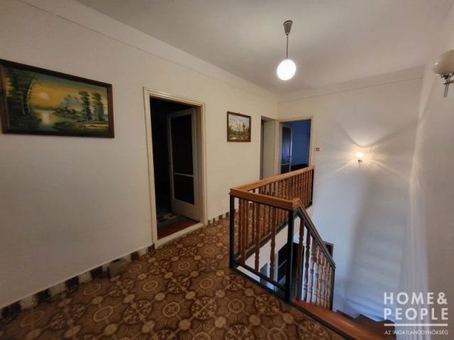 Eladó családi ház, Üllésen 47.99 M Ft, 5 szobás