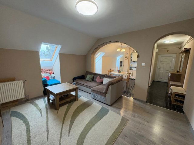 Eladó téglalakás, Kaposváron, Jutai úton 48 M Ft, 1+3 szobás