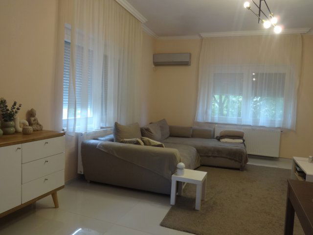 Eladó családi ház, Tiszakécskén, Vízhányó János utcában